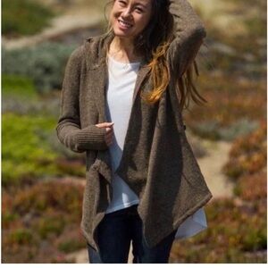 Beta brand brown wool wrap top with hood size small medium